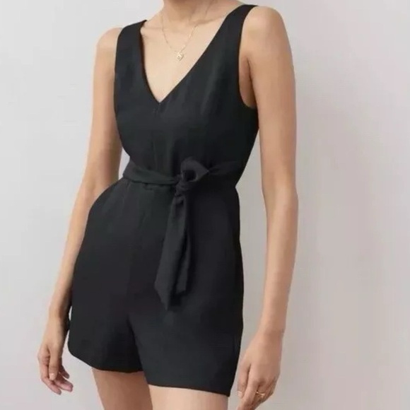 Aritzia Wilfred Écoulement Romper- Black- Size 10 - Picture 11 of 12